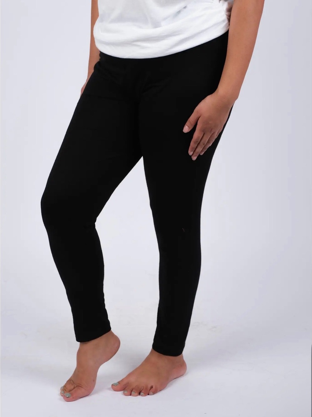 Sacred Threads Slim-Fit Leggings